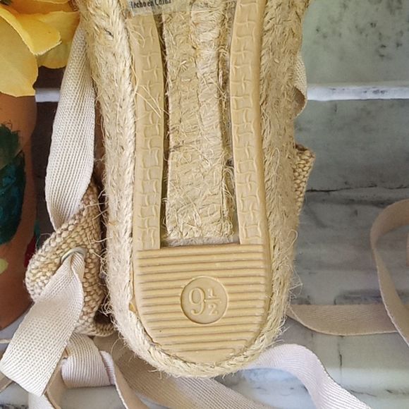 Montego Bay Club Vintage Embroidered Hippie Espadrille Wedges Size 9.5 - Picture 9 of 9